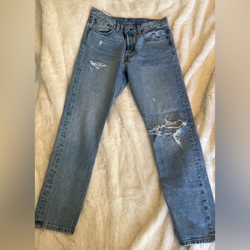 Levi’s Distressed 501S 100% cotton 29 x 28